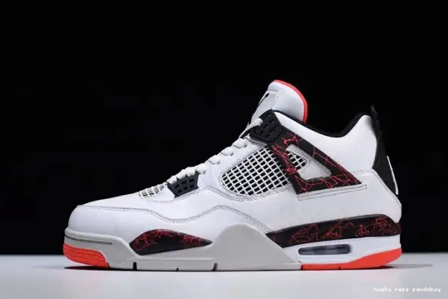 Husky Jordan Lava 4 308497-116 Air Hot Retro 0615